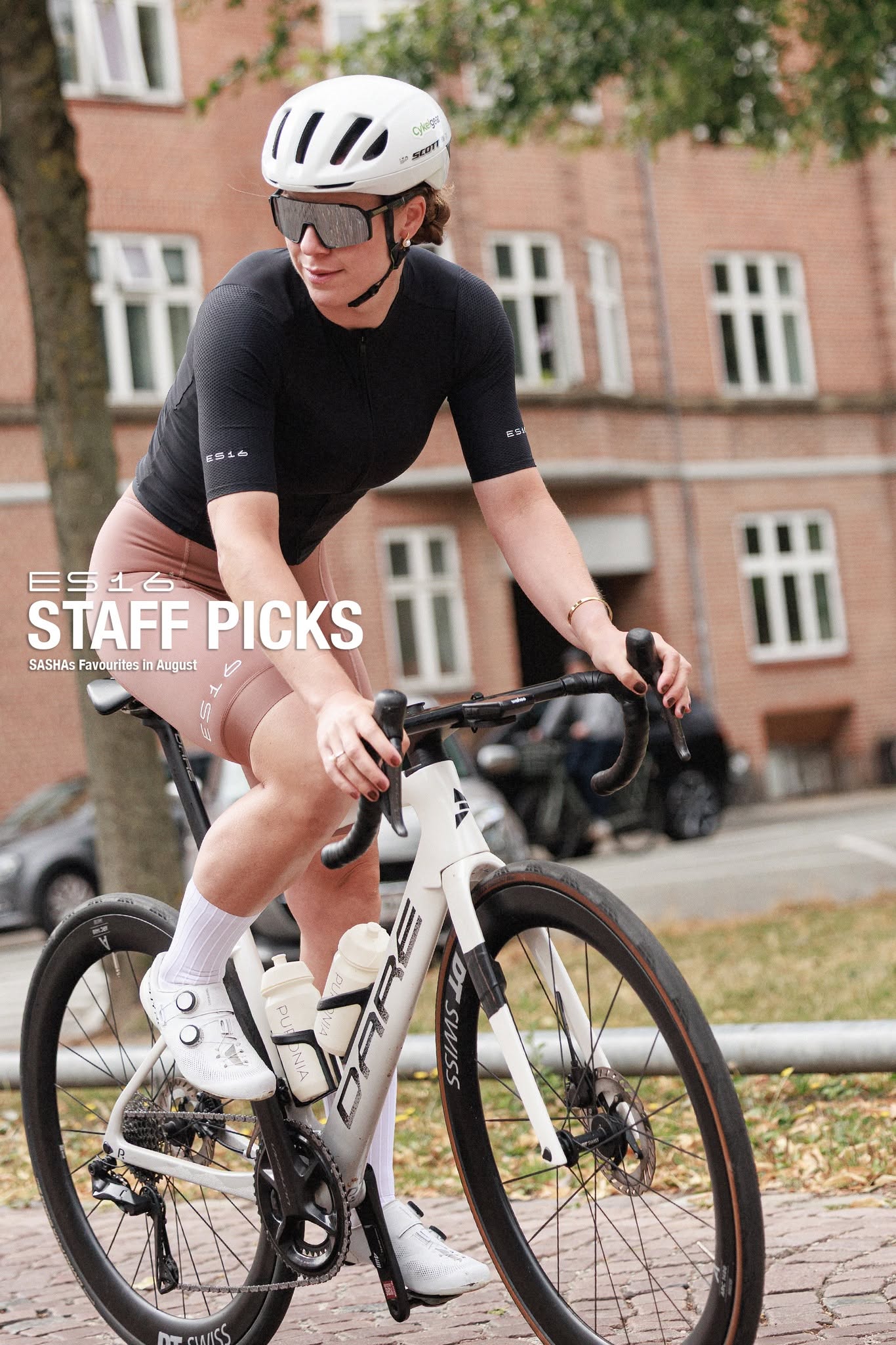 Cykeltøj til kvinder: Sashas ES16 favoritter til sensommeren